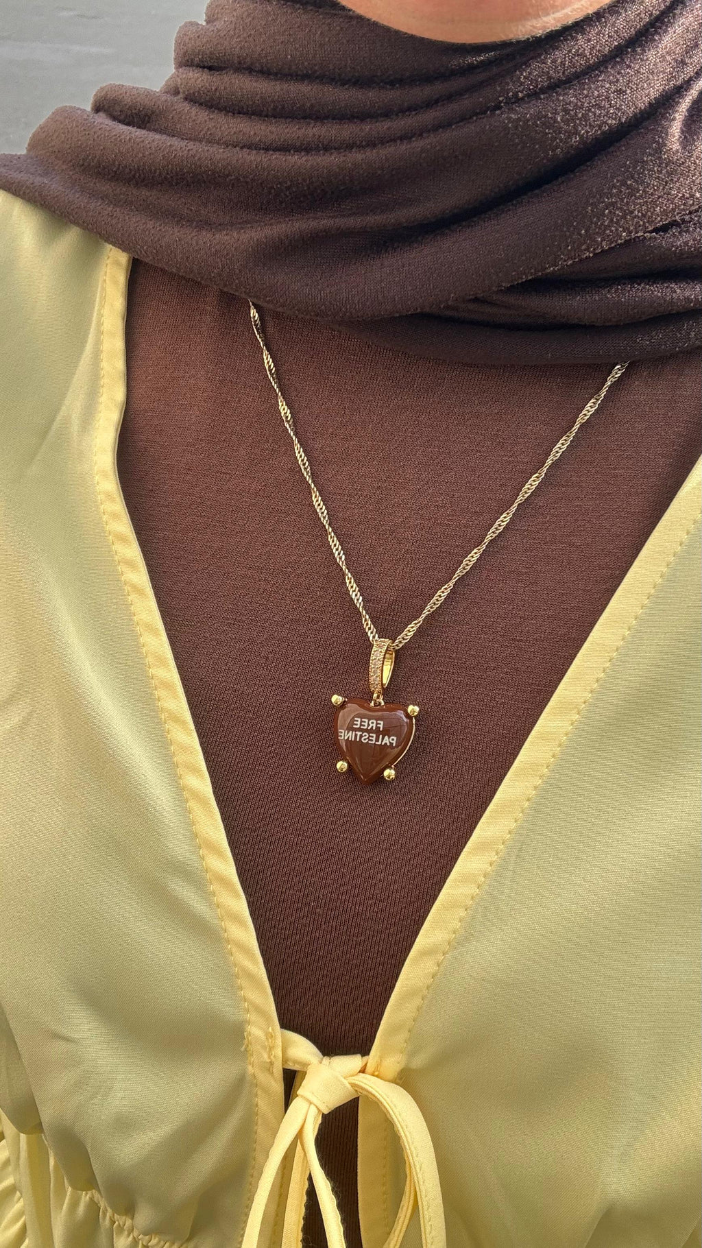 Free Palestine Charm - braun