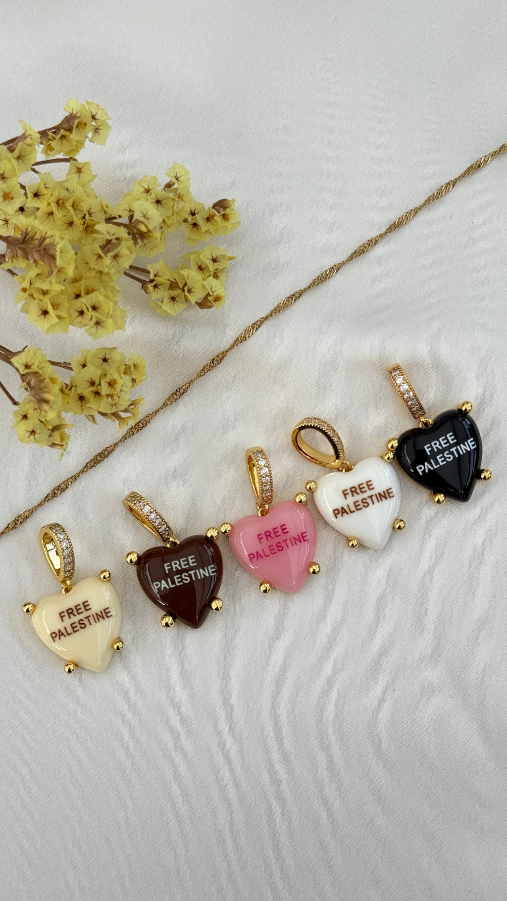 Free Palestine Charm -  rosa