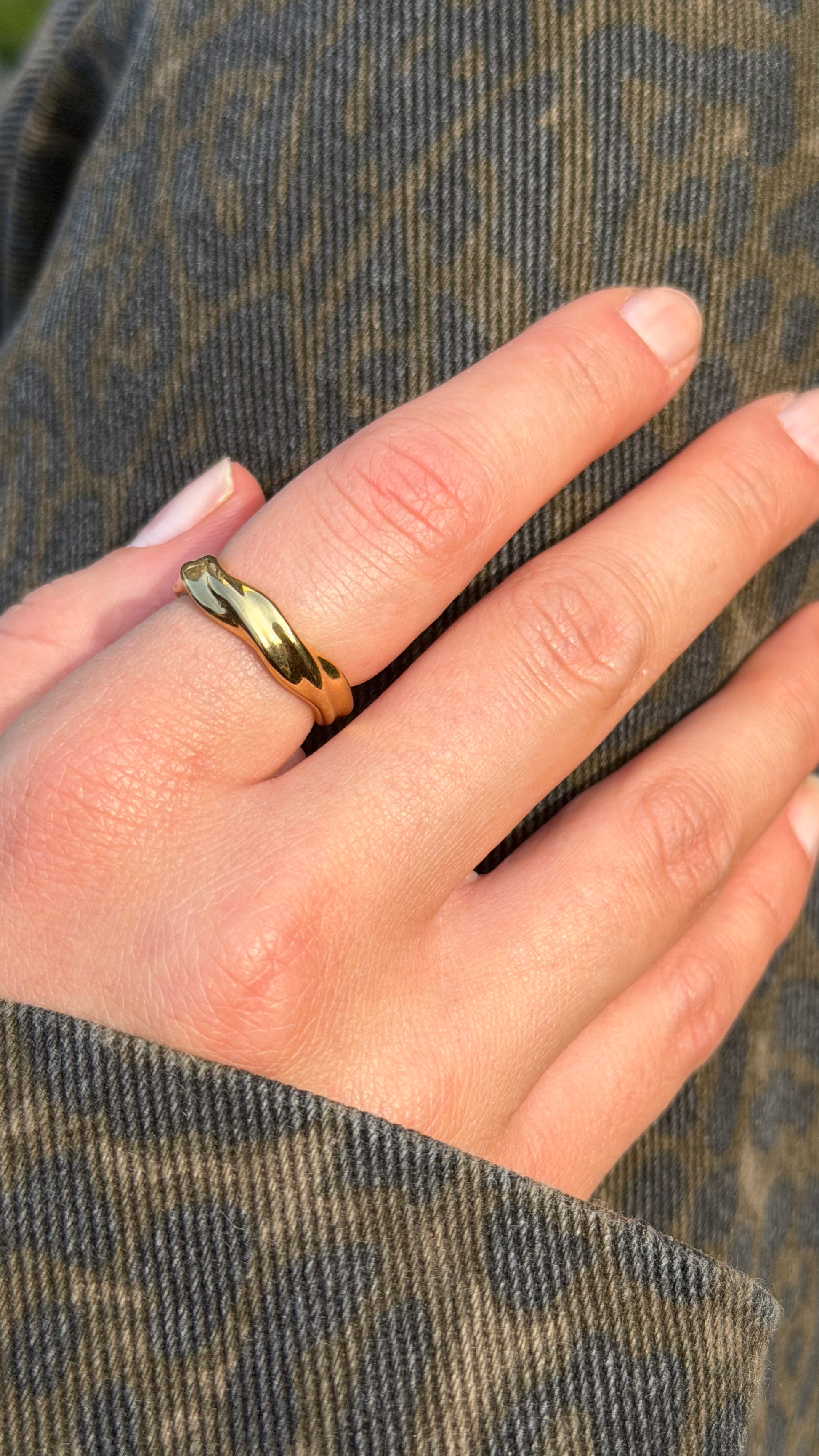 DAHLIA Ring