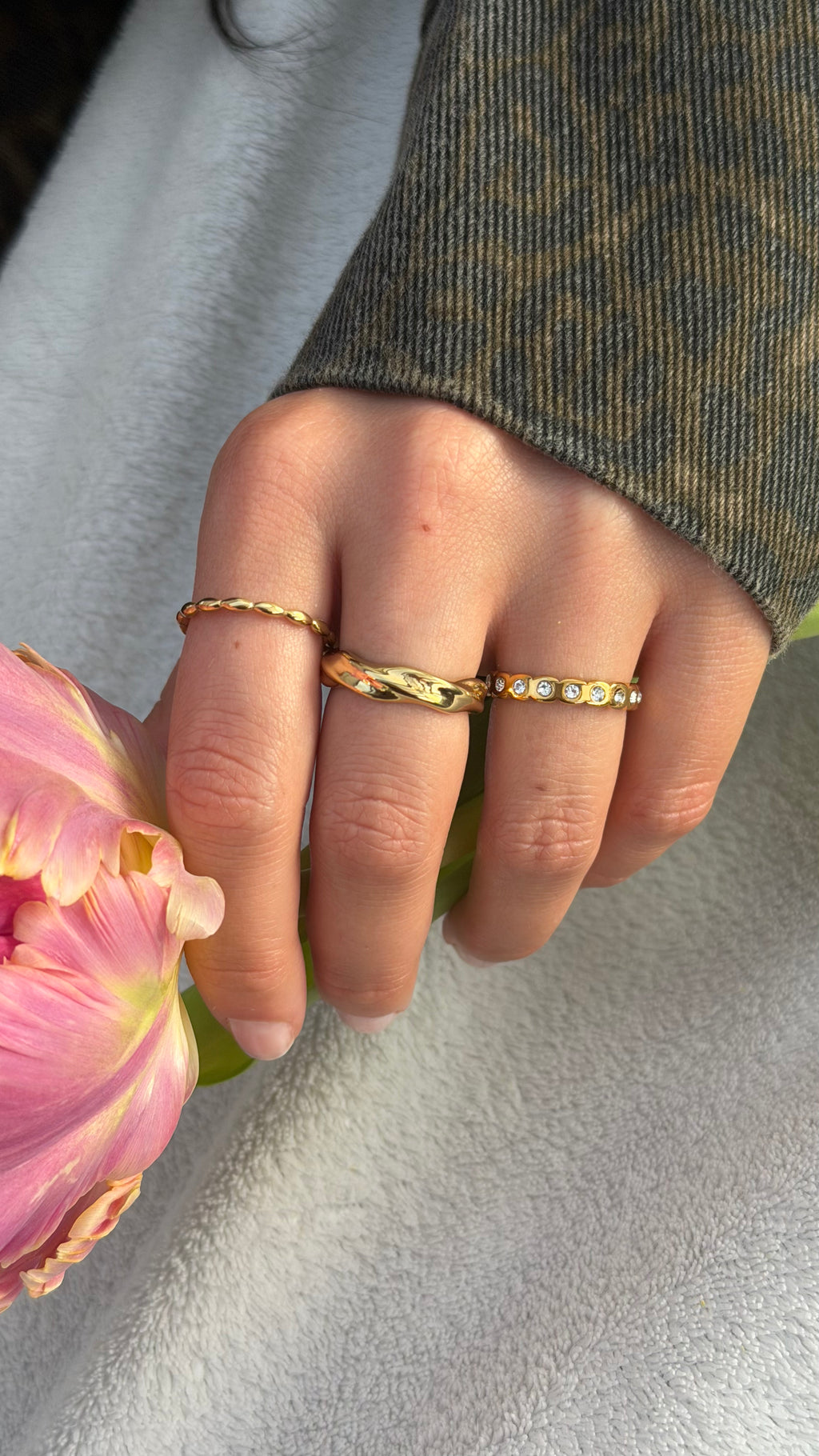 DUVE Ring