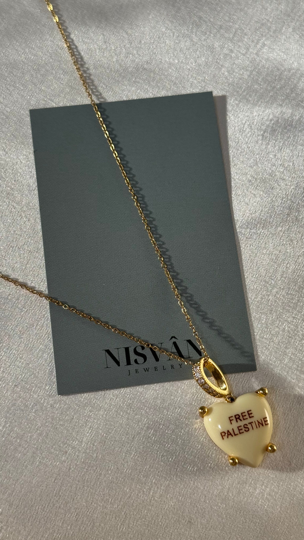 Free Palestine Charm - buttergelb