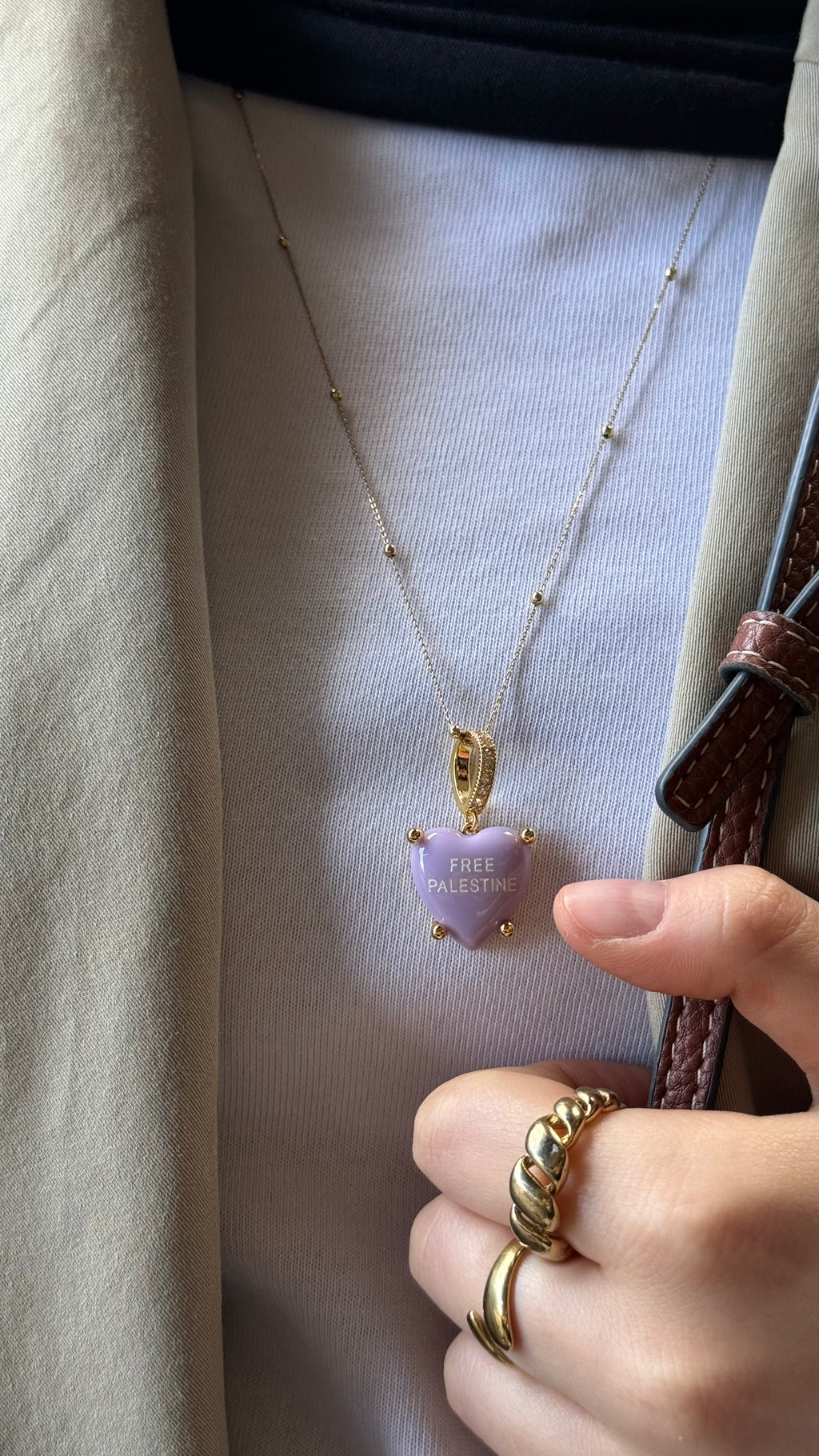 Free Palestine Charm - flieder