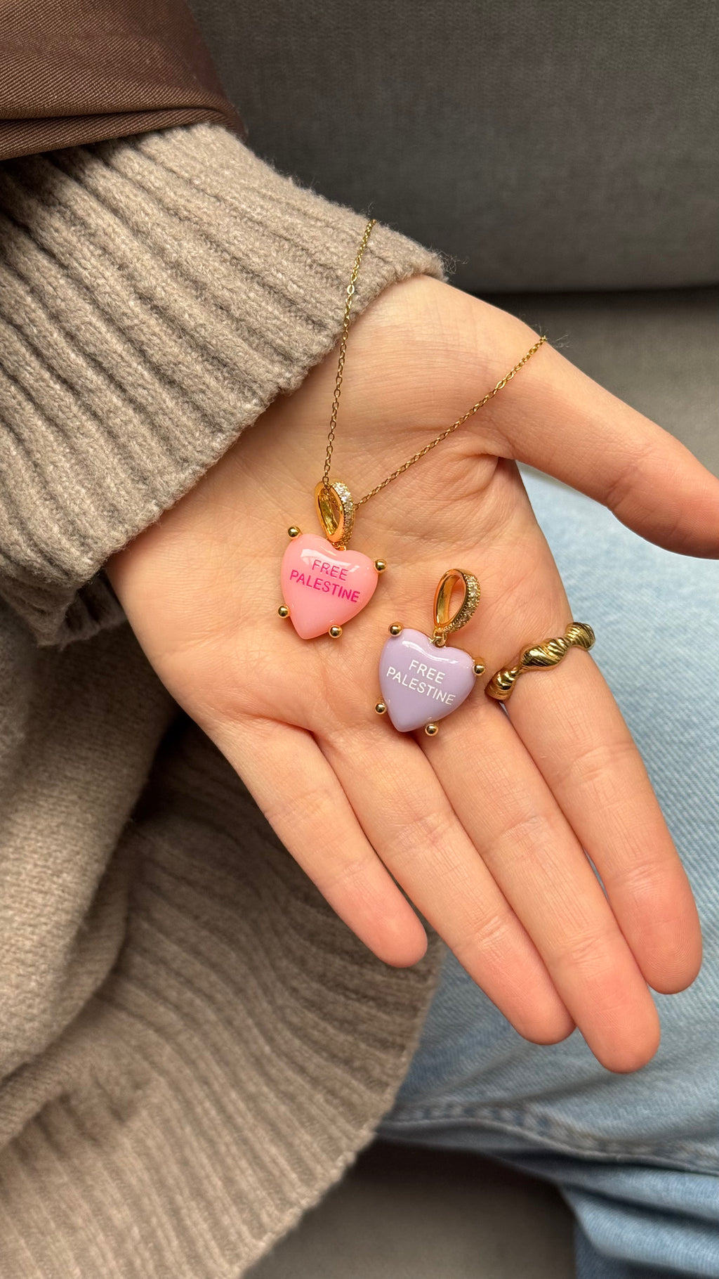 Free Palestine Charm -  rosa