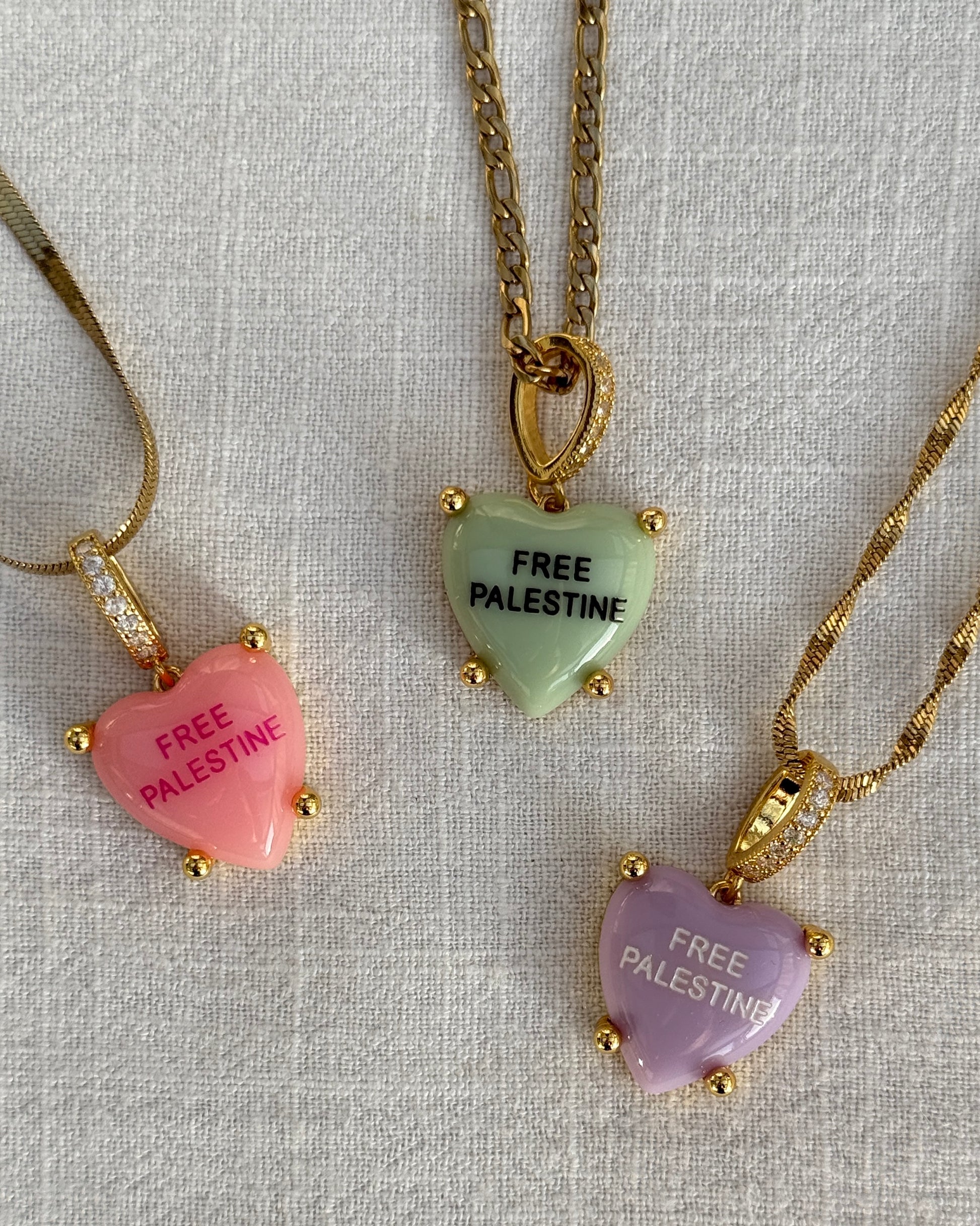 Free Palestine Charm -  rosa